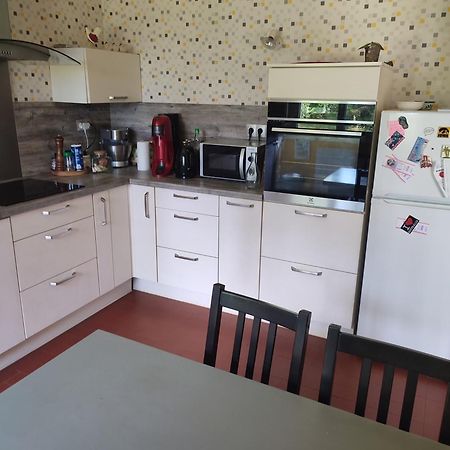 Chambre et salle de bain privative dans maison à la campagne Serley Exterior foto