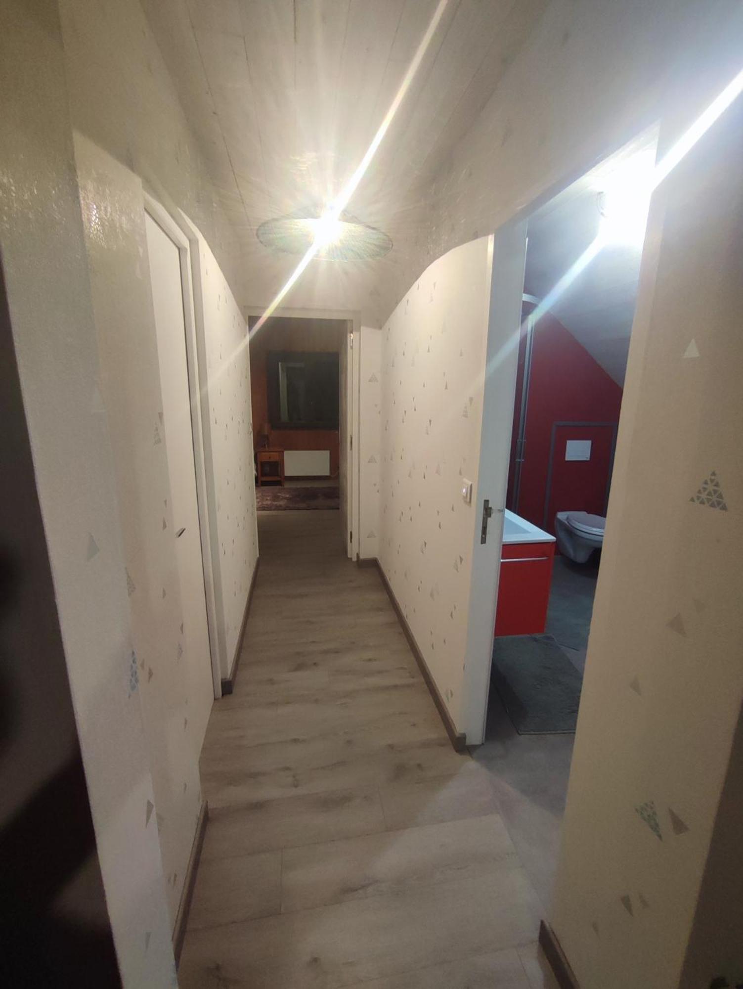 Chambre et salle de bain privative dans maison à la campagne Serley Exterior foto